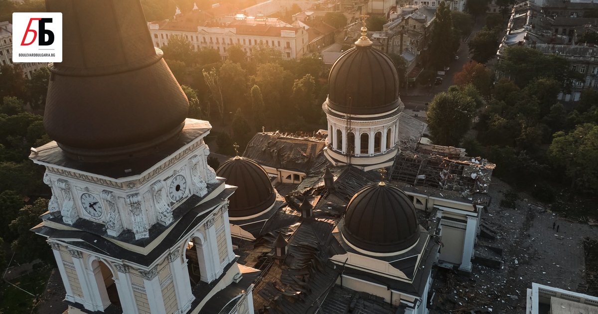 Руска ракета е нанесла сериозни щети на Спасо-Преображенската катедрала в