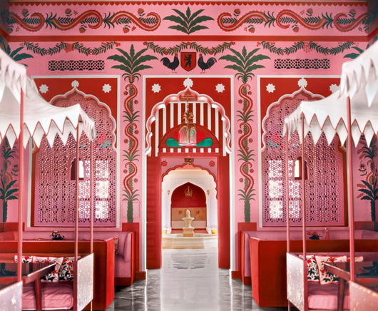Поглед отвътре на един от най-красивите хотели в света: Villa Palladio в Джайпур 