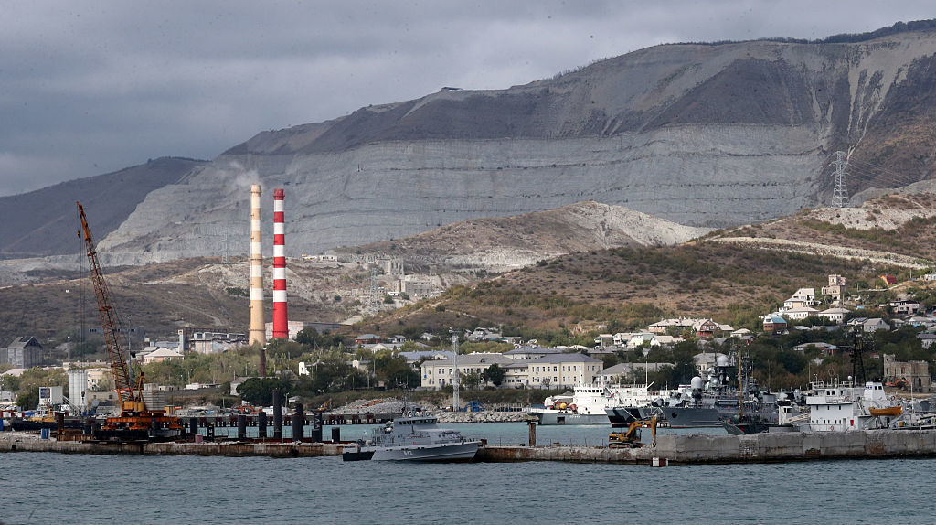 Украйна удари руското пристанище Новоросийск с морски дронове