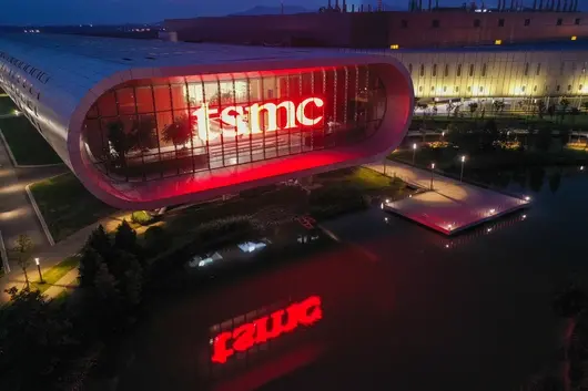 Най-големият производител на чипове TSMC избра Германия за първия си завод в Европа