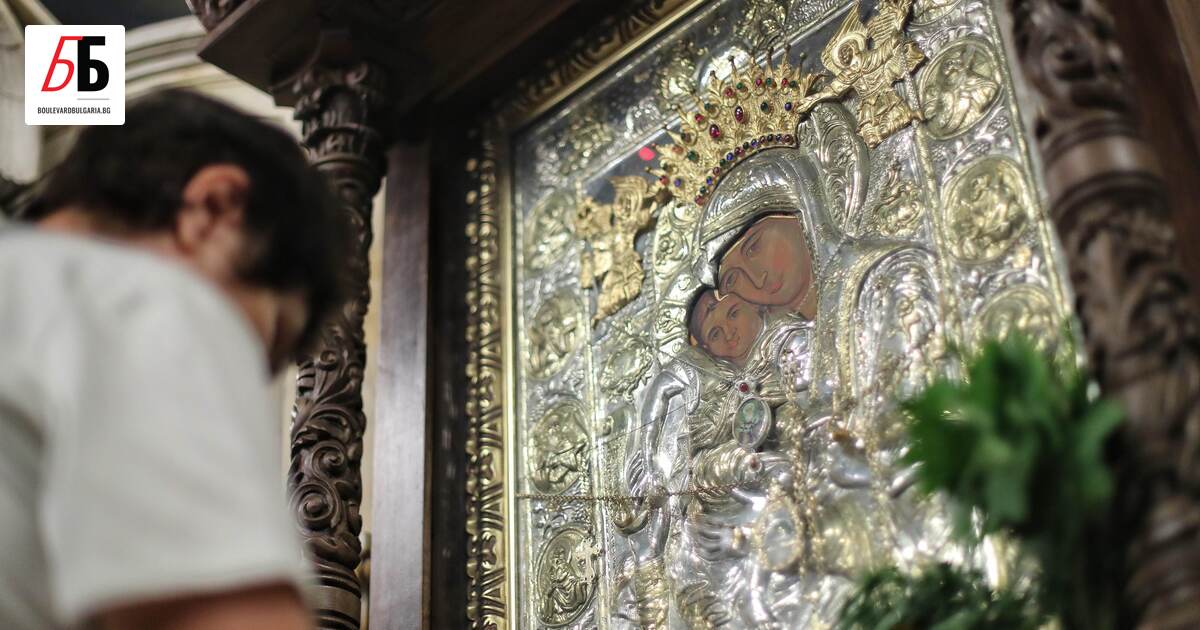 На 15 август българската православна църква отбелязва един от дванайсетте