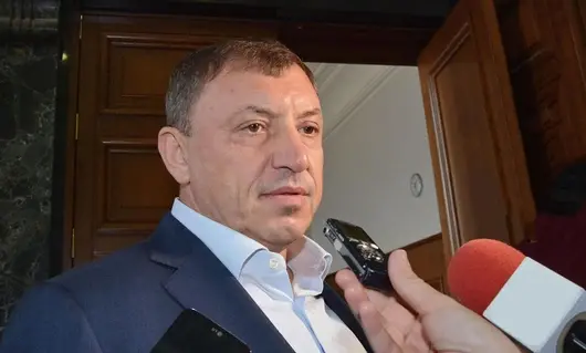 Кой е Алексей Петров: От "баретите" и застраховките до съветник на Петко Сертов в ДАНС и делото "Октопод"