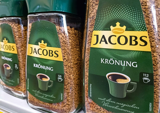 Холандският производител на чай и кафе JDE Peetʼs който притежава
