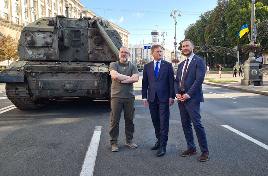 Седмица след визитата в Украйна: Грант Шапс е новият министър на отбраната на Великобритания