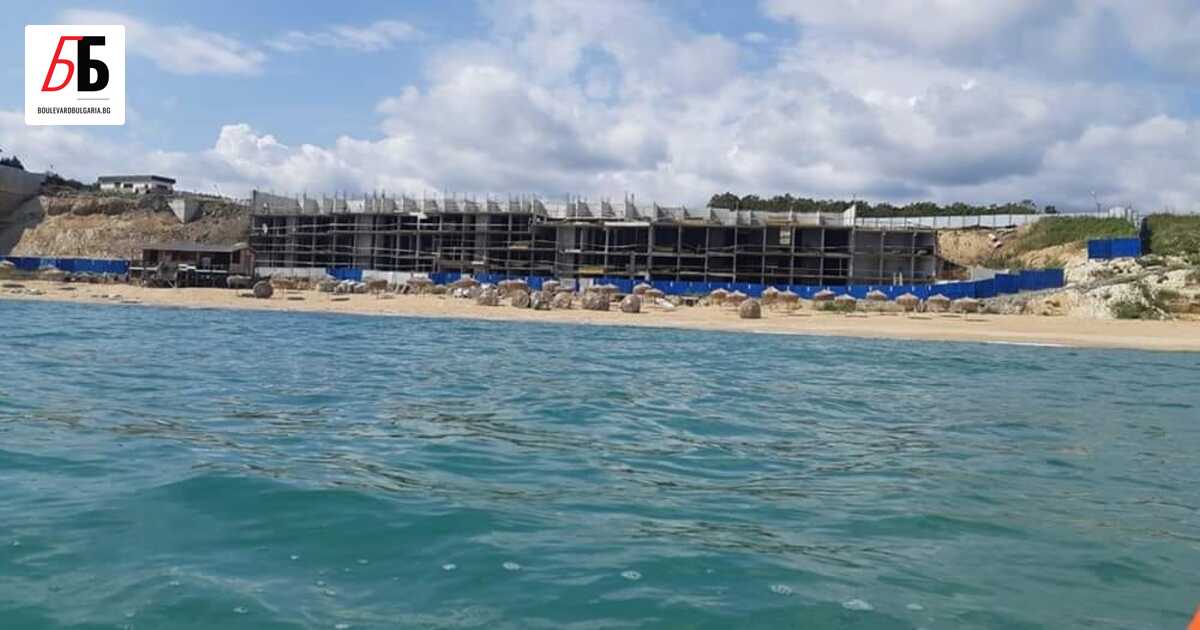 Незаконният строеж на плажа Алепу ще трябва да бъде съборен