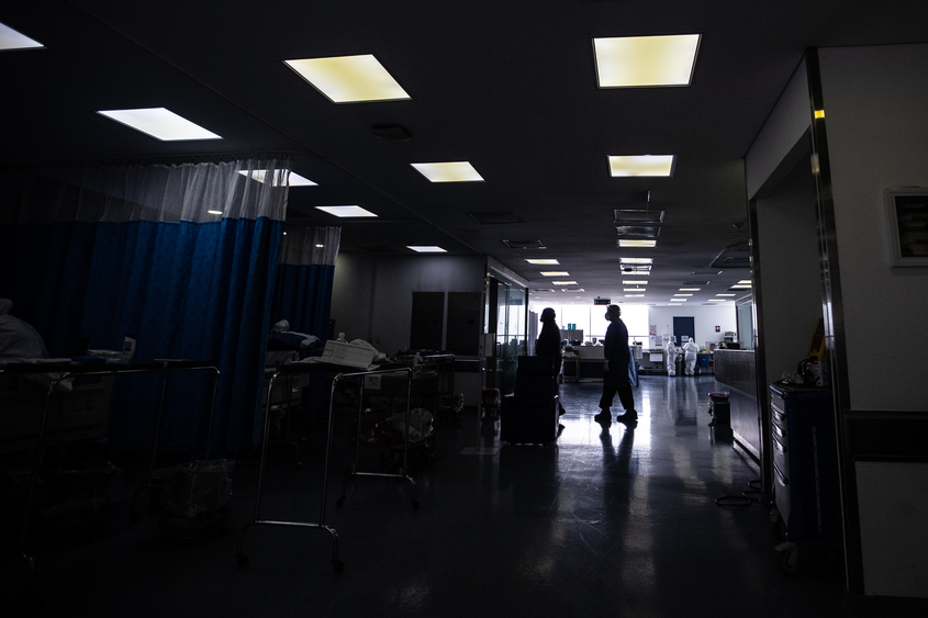 Смесване на пациенти и липса на мерки: Ангелов и Кунчев критикуват болницата в Добрич