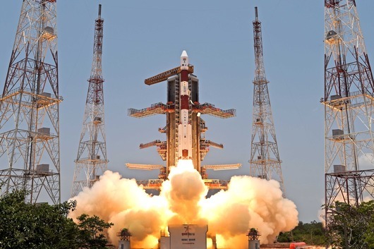 Индия изпрати своя космически апарат Aditya L1 в Космоса за първата