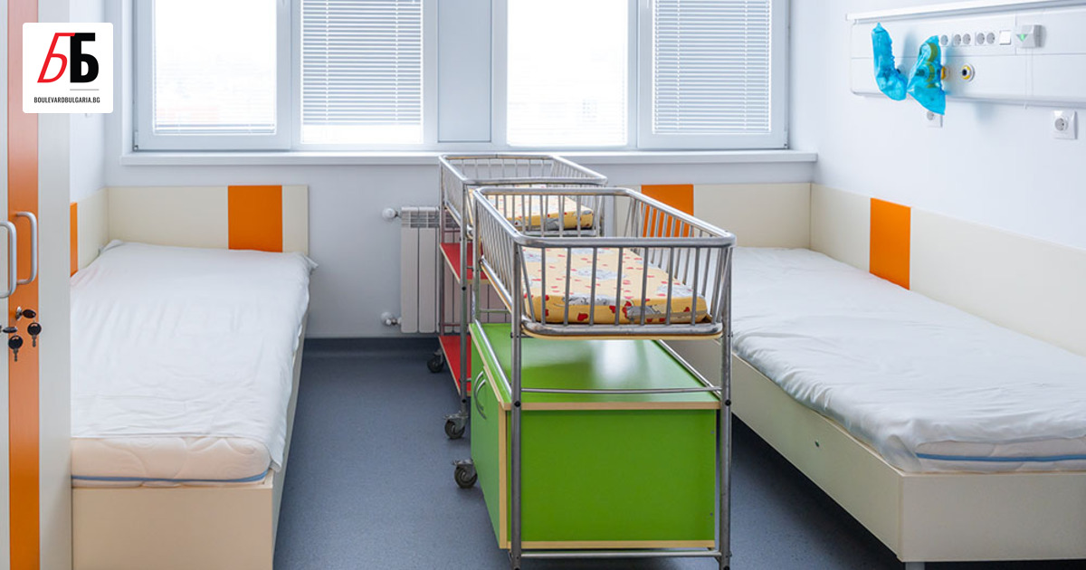 Под 1000 лв. основна заплата за акушерка в Неонатология -