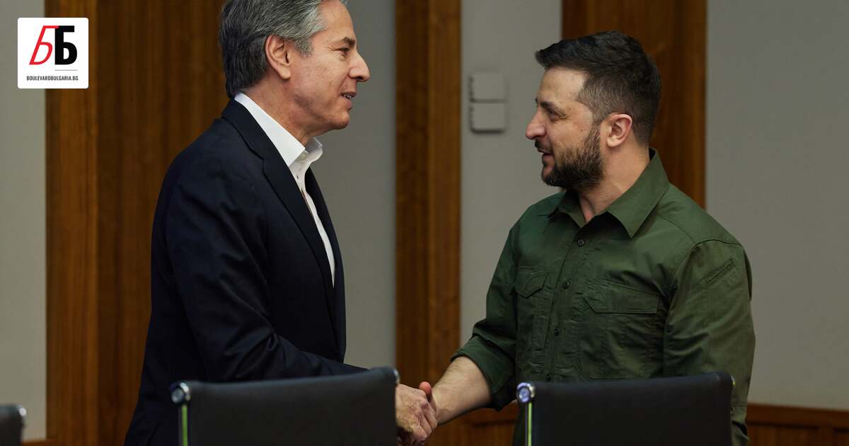 Държавният секретар на САЩ Антъни Блинкен е на посещение Украйна.