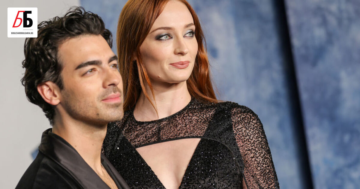 Новината за развода на певеца Джо Джонас и актрисата Софи