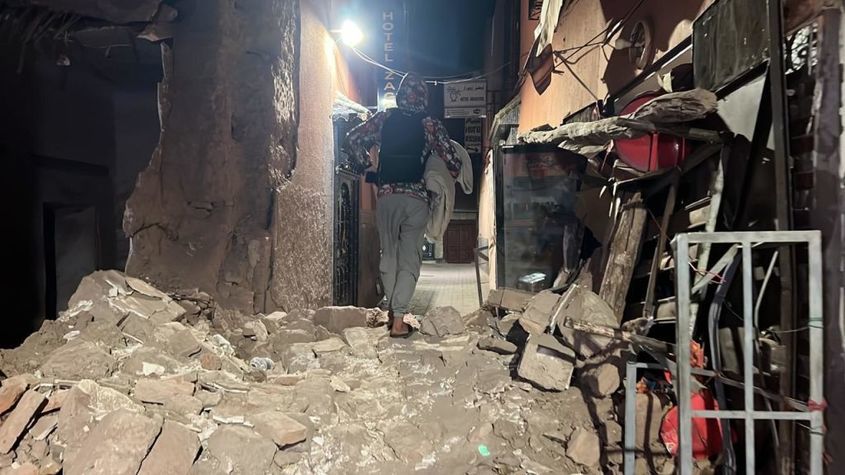 Хиляди са жертвите след мощното земетресение от 6,8 по Рихтер в Мароко (Обновена)