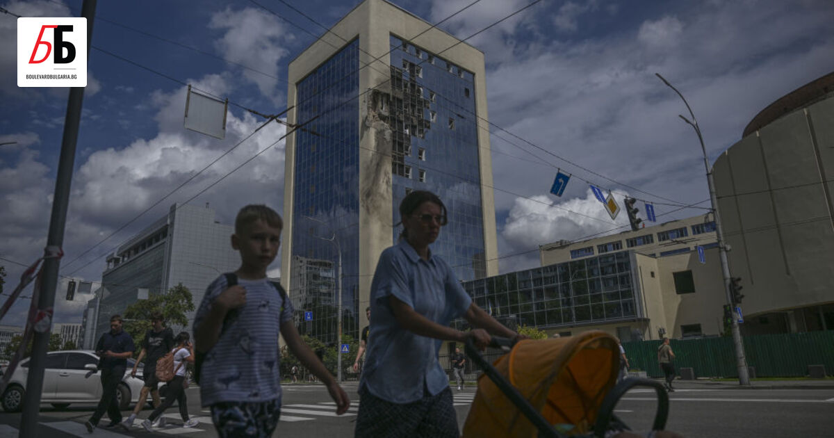 Близо два часа продължи руска въздушна атака срещу украинската столица