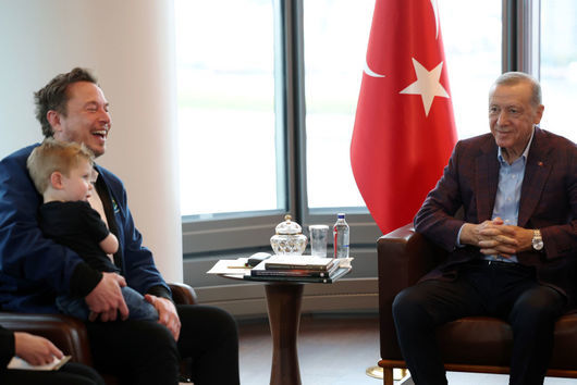 Турският президент Реджеп Тайип Ердоган използва времето си в Ню