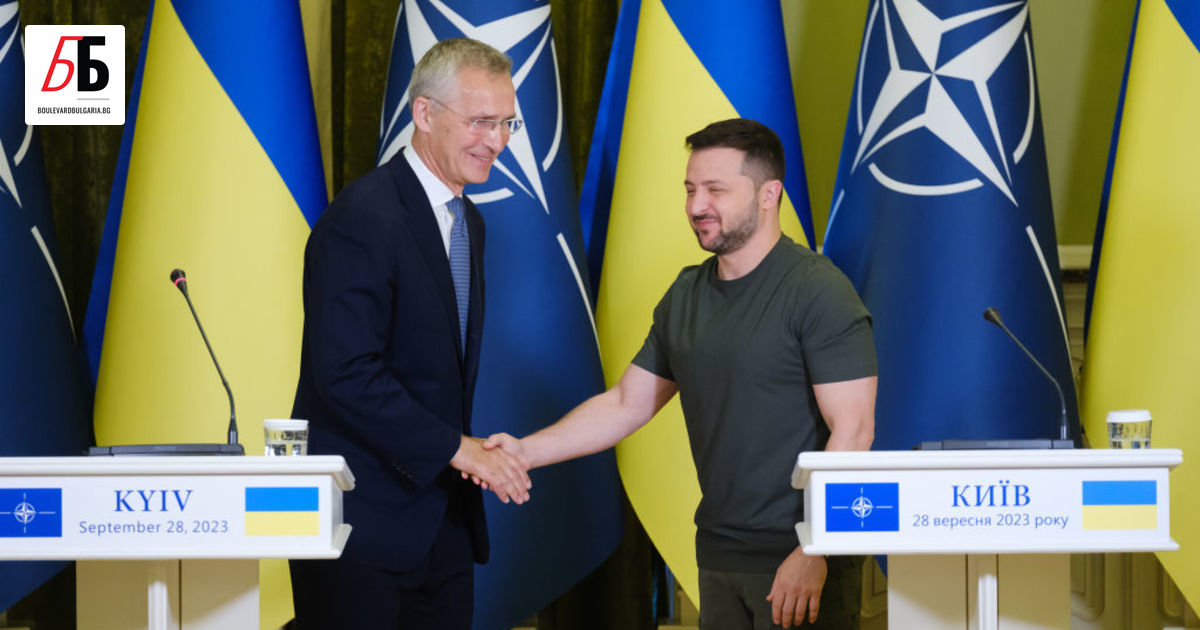 Генералният секретар на НАТО Йенс Столтенберг изненадващо посети Киев и