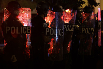 "Спрете парите на полицията": Новият призив на протеста в САЩ