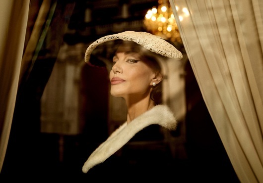 Анджелина Джоли ще се превъплъти в иконата на операта Мария