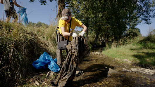 България се включи в международна акция за по-чисти реки 