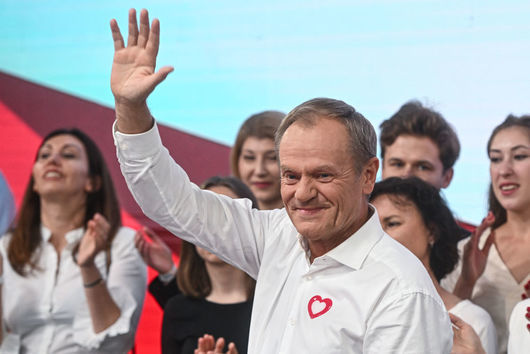 Опозицията в Полша е готова да излъчи правителство начело с Доналд Туск като премиер