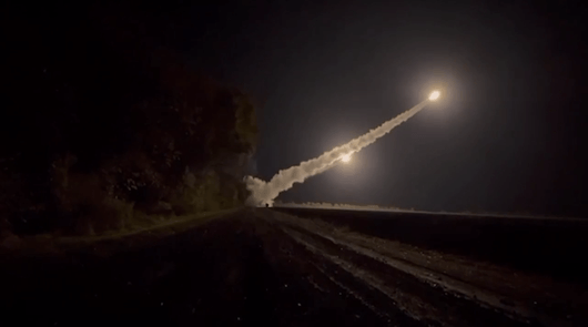 Украйна е получила първите доставки на ракетите с далечен обхват