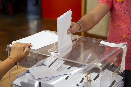 Ден преди местните избори ЦИК промени правилата на гласуване С
