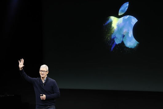 Технологичният гигант Apple представи обновената линия на MacBook Pro и