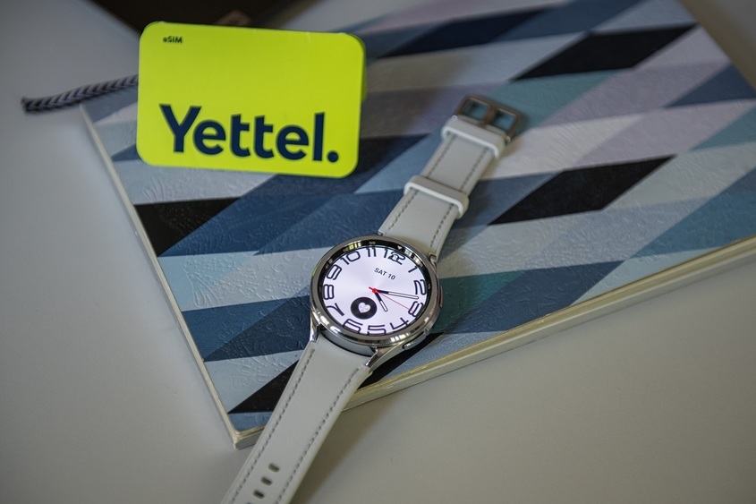 Yettel Multisim Samsung smart watch