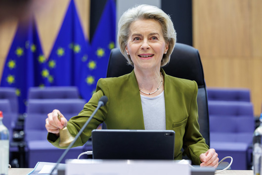 ЕК препоръча да започнат преговорите за присъединяване на Украйна и Молдова към ЕС