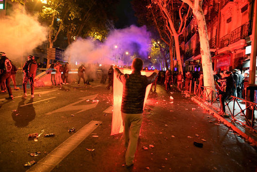 Сблъсъци и протести на крайнодесните в Испания заради планирана амнистия за каталунските сепаратисти