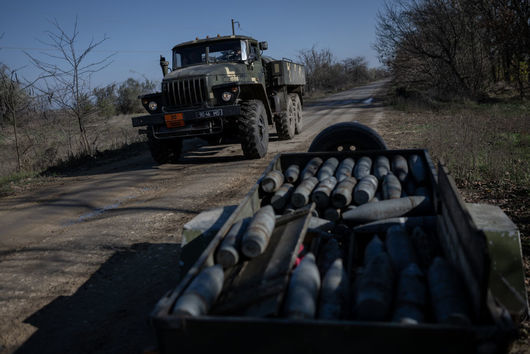 Русия обяви частично изтегляне от Южна Украйна. После отрече и видя "провокация"
