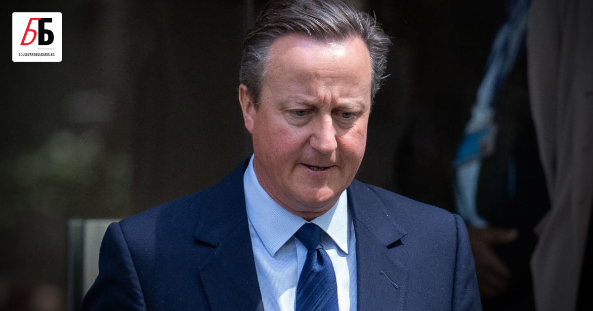 Бившият британски премиер Дейвид Камерън изненадващо се завърна в политиката