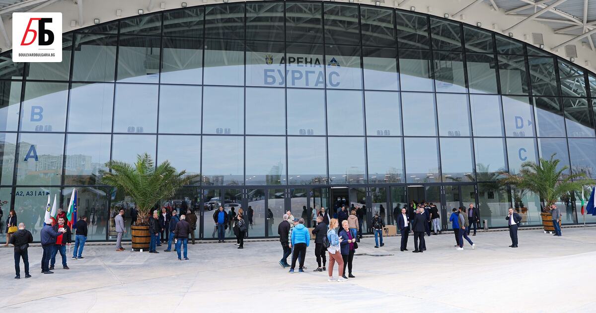 Това е много високотехнологичен строеж, чудовищно е. Искам всичко да