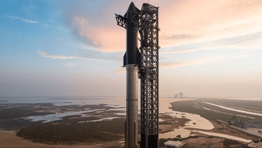 Най голямата ракета в света Starship на SpaceX направи успешно изстрелване