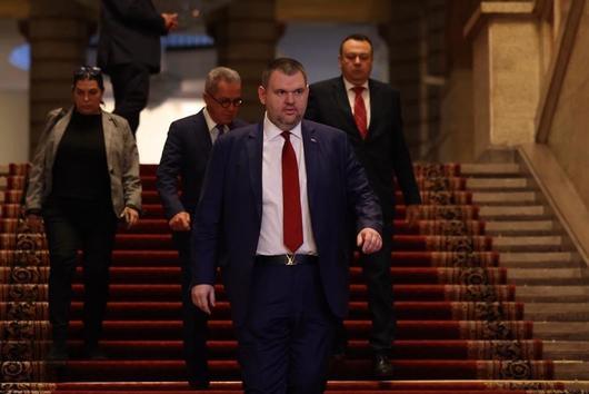 За първи път Делян Пеевски ще бъде водач на депутатската