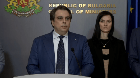 Финансовият министър Асен Василев очаква до Коледа държавните бюджети за
