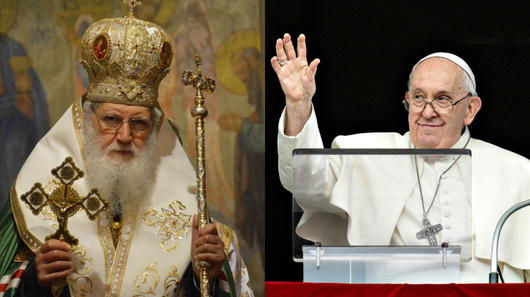 Както патриарх Неофит така и папа Франциск присъстват в новините
