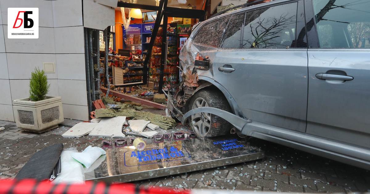 Кола се вряза в денонощен магазин в София. Инцидентът е