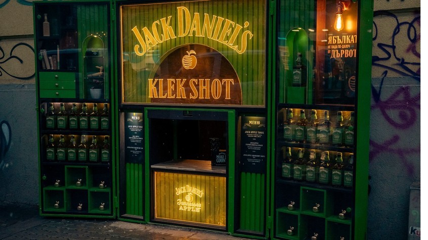 Клекшопът на ,,Г.С. Раковски" се превръща в Klek Shot бар през декември