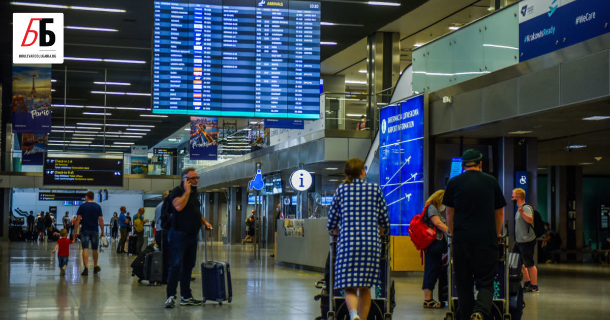Паспортните проверки на летищата и пристанищата в България и Румъния