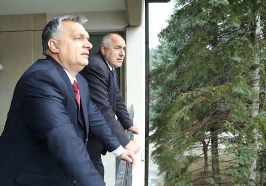 Борисов разговаря с "приятеля" си Орбан, който го уверил, че ще пусне България в Шенген