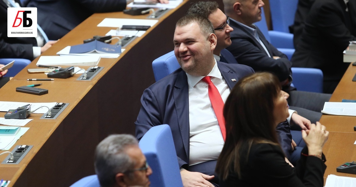 Съпредседателят на ДПС Делян Пеевски се включи в задочните диалози