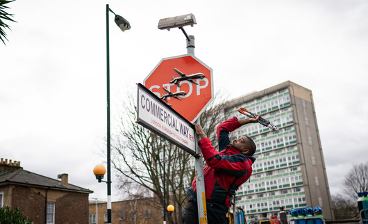 Последното произведение на Banksy е премахнато от улица в Лондон