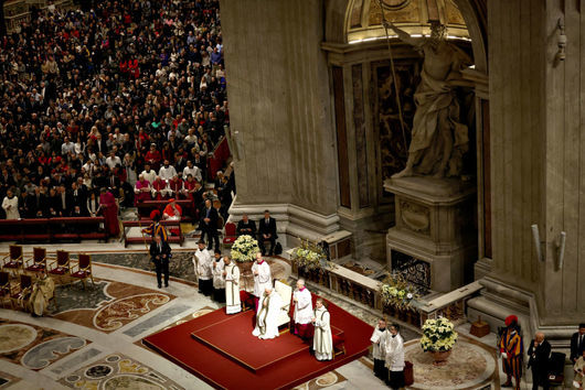 Папа Франциск отслужи рождественска литургия с послание към онези хора