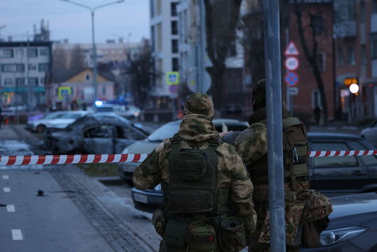 Украйна отвръща на атаките: нови взривове в руския град Белгород и в окупирания Крим