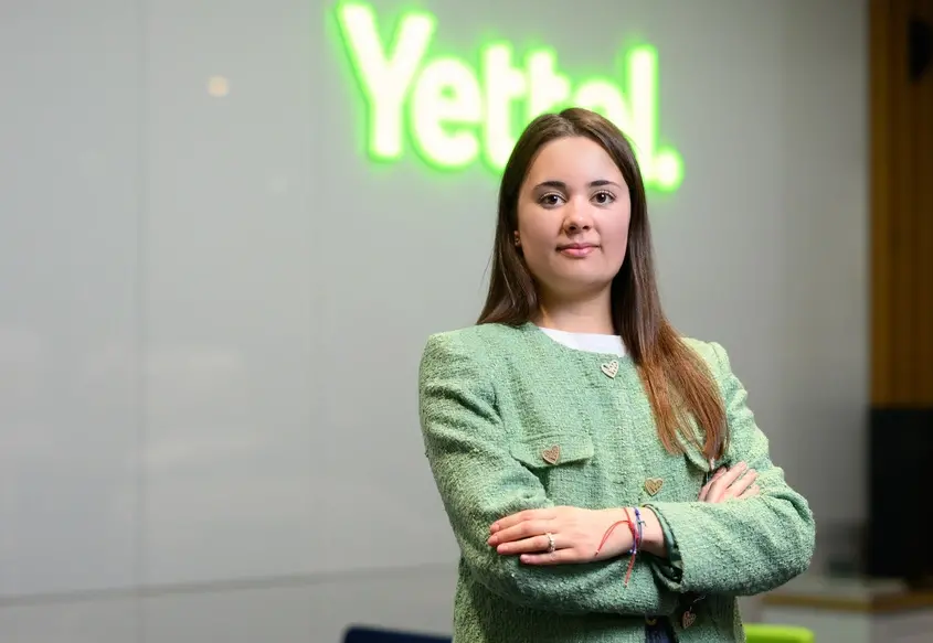 Анелия Младенова, Yettel