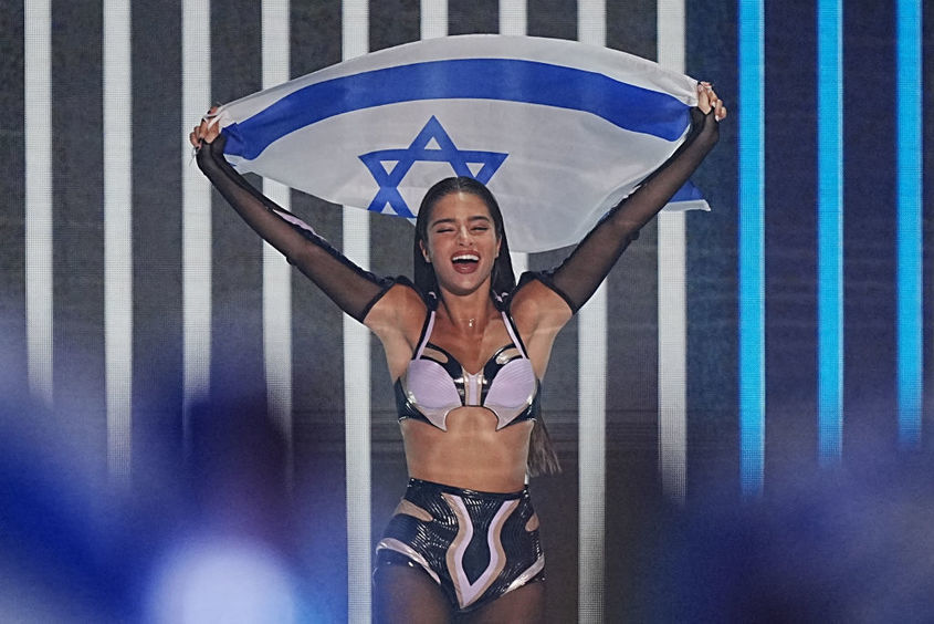 Политика в "Евровизия": Бивши участници искат Израел да бъде изгонена от конкурса