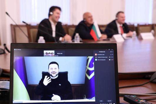 На видеоконферентна среща: Зеленски благодари на Петков, Борисов и Пеевски за подкрепата за Украйна