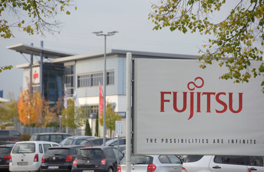 Fujitsu - компанията в основата на драматичния скандал с Пощите в Англия