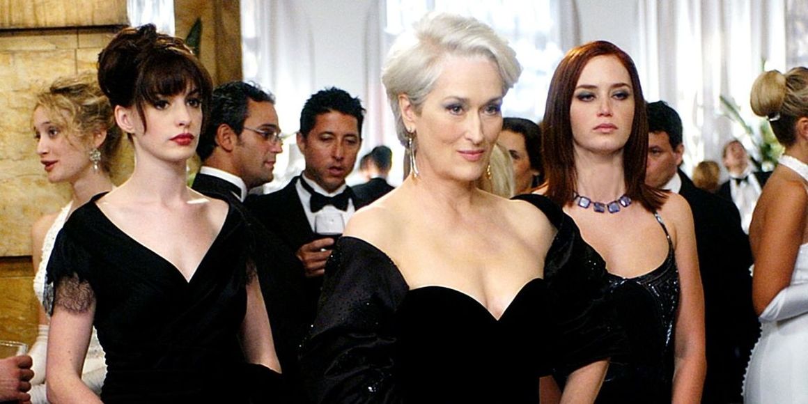 The Devil Wears Prada (2006)
<br><br>
Животът на най-високите нива на модата е безскрупулен и с ролята си на главен редактор на едно от най-елитните модни списания, актрисата ни пренася в сърцето на това общество.
<br><br>
Стрийп успява да изгради поредния си изключително силен персонаж, както и злодей, който не се нуждае от много думи, за да обсеби екрана. Няколко студени жеста са достатъчни, за да може всеки в стаята да се съобрази с желанията ѝ.
<br><br>
Тук отново за момент разчупва вече изградения си образ, разкривайки всички жертви, които трябва да направи и всички проблеми, които трябва да пренебрегне, за да остане на върха на хранителната верига в бизнеса. Накрая дори добавя щипка доброта.