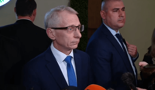 Премиерът Николай Денков отклони призива на за отстраняване на директора