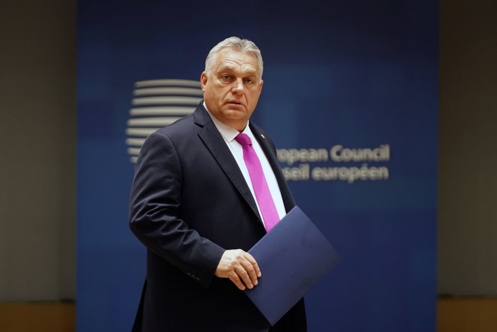 FT: ЕС може да спре всички еврофондове на Унгария, ако Орбан наложи ново вето